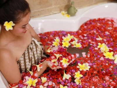 Aromatherapy Massage at Tunjung Sari Spa Nusa Dua