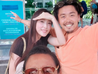 Airport Transfer by Female Driver