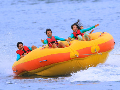 Rolling Donut Water Sport in Tanjung Benoa Bali – Tropialis by Zooka