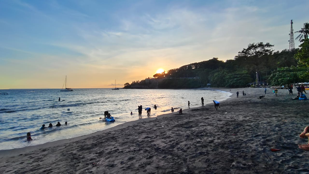 Senggigi?w=400&h=300